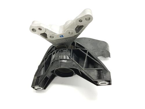 Used Engine mount OPEL ASTRA L Sports Tourer (O5) 1.2 (FRHNSL, FRHNSR) (131 hp) 24238597