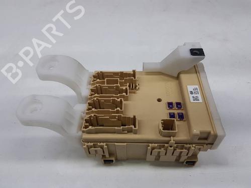 Used Fuse box Fuse box 39597083 39597083