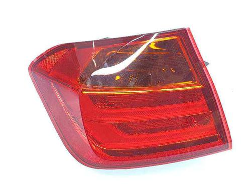Used Left taillight BMW 3 (F30, F80) 320 d (190 hp) 8053002