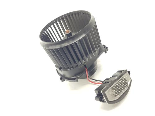 Used Heater blower motor BMW 1 (F40) 118 i (140 hp) 21595412