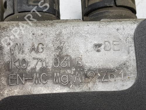Gear lever VW CADDY III Box Body/MPV (2KA, 2KH, 2CA, 2CH) 1.6 TDI | BP15858599M90 