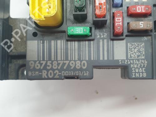 Fuse box CITROËN C5 III (RD_) 2.0 HDi 165 (RDRHHA, RDRHH8) | BP38330556E1 - Image 4