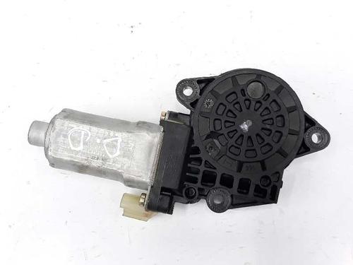 Right front window motor KIA SPORTAGE II (JE_, KM_) 2.0 CRDi 4WD | BP3661134E20 