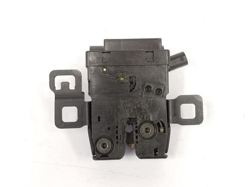 Tailgate lock LAND ROVER RANGE ROVER SPORT I (L320) 2.7 D 4x4 | BP13091590C101 