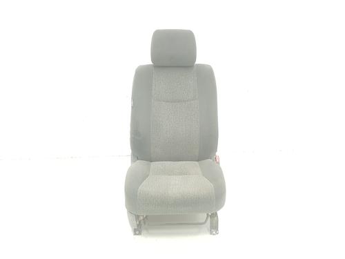 Used Right front seat TOYOTA LAND CRUISER PRADO (_J12_) 3.0 D-4D (KDJ120, KDJ125) (163 hp) 15762797