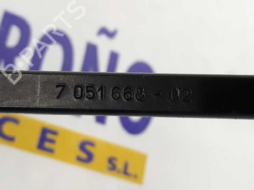 Front windshield wiper arm BMW X3 (E83) xDrive 30 d | BP3660267C143 
