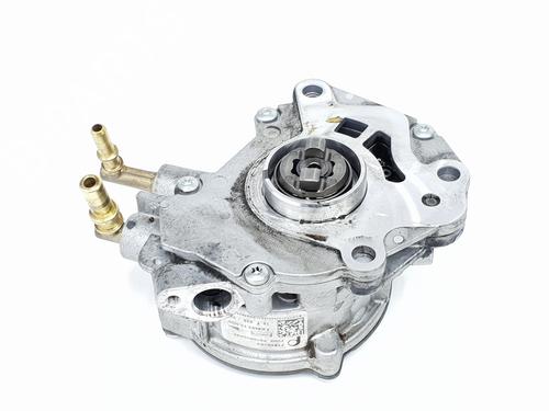 Used Vacuum pump LAND ROVER RANGE ROVER SPORT II (L494) 3.0 TDV6 4x4 (258 hp) 30735190