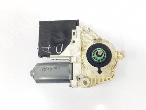 Used Left front window motor SEAT LEON (1P1) 1.9 TDI (105 hp) 12465315