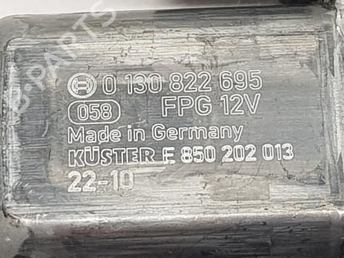 Left rear window motor SEAT ARONA (KJ7, KJP) 1.5 TSI | BP31589528E23  - Image 7