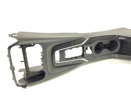 Armrest / Center console TOYOTA COROLLA Hatchback (_E21_, _EA1_, _EH1_) 2.0 Hybrid (MZEH12) | BP36362031I20 - Image 6