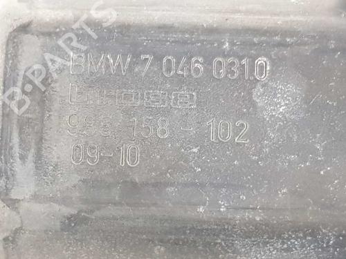 Left front window motor BMW 7 (F01, F02, F03, F04) 740 d | BP6416624E21 