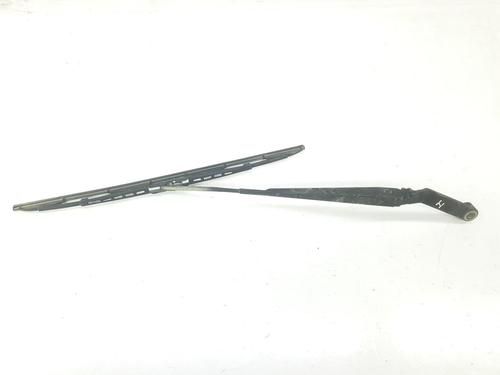 Used Front windshield wiper arm MITSUBISHI PAJERO III (V7_W, V6_W) 3.2 Di-D (V68W, V78W) (165 hp) 9276779