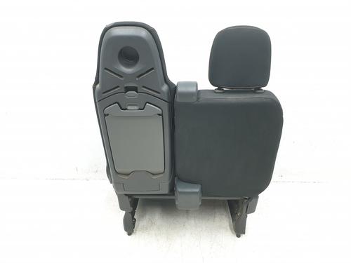 Right front seat NISSAN NV300 Van (X82)  | BP32328220C16 