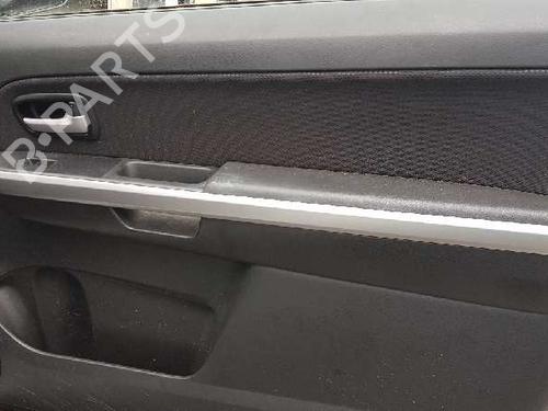Zekeringkast SUZUKI GRAND VITARA II (JT, TE, TD) 1.9 DDiS All-wheel Drive (JT419, TD44, JB419WD, JB419XD,... | BP4465058E1 