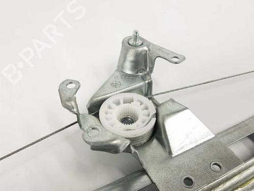 Rear right window mechanism BMW 3 (E46) 320 d | BP7071381C25 