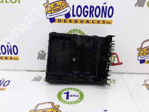 Used Fuse box AUDI A3 Sportback (8PA) 1.4 TFSI (125 hp) 894426