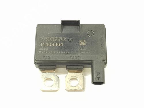 Used Electronic module VOLVO V40 Hatchback (525) D2 (120 hp) 18147522