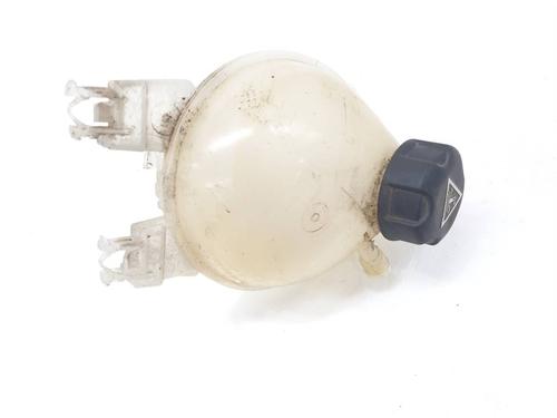 expansion-tank-citroen-c4-cactus-2014-39726714 main image
