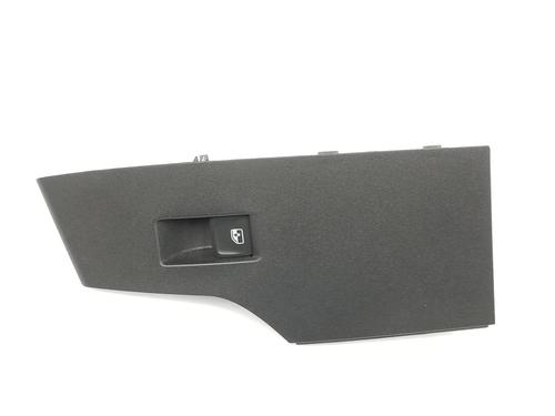 Used Right rear window switch SEAT ARONA (KJ7, KJP) 1.0 TSI (115 hp) 12462907