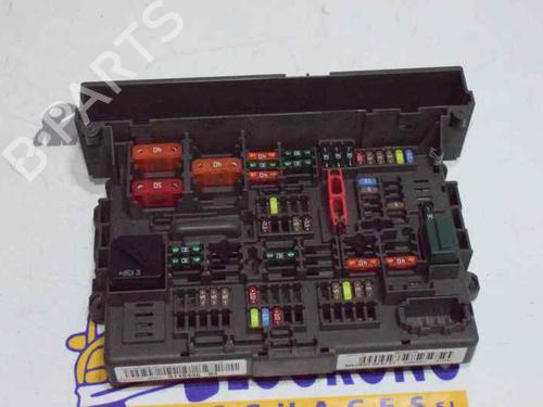 Used Fuse box BMW 3 (E90) 320 d (177 hp) 759260