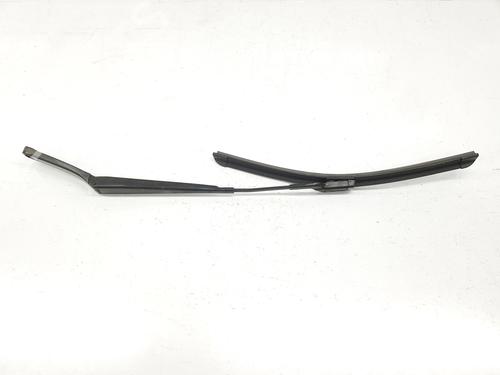 Used Front windshield wiper arm VW GOLF VII (5G1, BQ1, BE1, BE2) 1.4 TSI (140 hp) 10517090