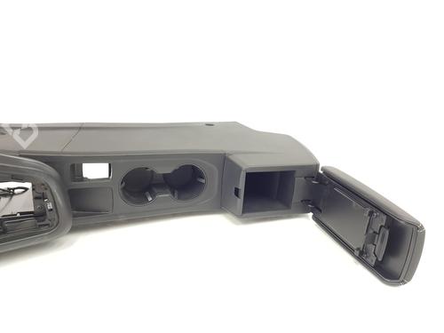 Armrest / Center console RENAULT ARKANA I (LCM_, LDN_) 1.3 TCe 140 (LDN0) | BP33274535I20  - Image 10