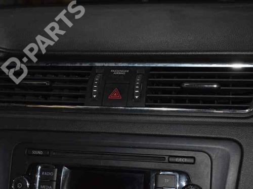 Rear left exterior door handle SEAT TOLEDO IV (KG3) 1.6 TDI | BP1641456C130  - Image 39