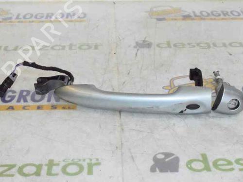 Used Front left exterior door handle RENAULT MEGANE III Grandtour (KZ0/1) [2008-2016]  1656974