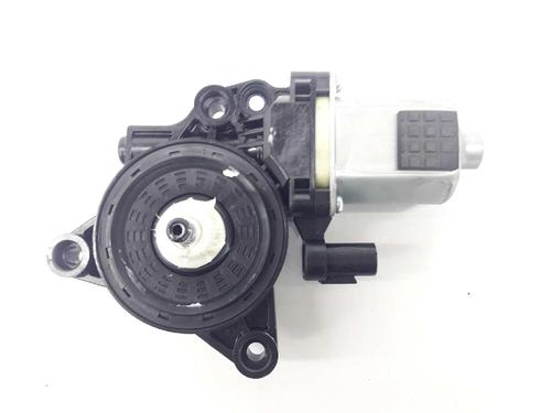 Used Right rear window motor KIA SPORTAGE IV (QL, QLE) 1.6 GDI (132 hp) 7173138