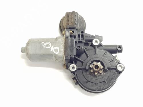 Used Right front window motor TOYOTA LAND CRUISER PRADO (_J12_) 3.0 D-4D (KDJ120, KDJ125) (163 hp) 28798112