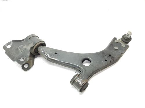 Braccio di sospensione anteriore sinistra VOLVO V40 Hatchback (525) D2 (120 hp) 16947105