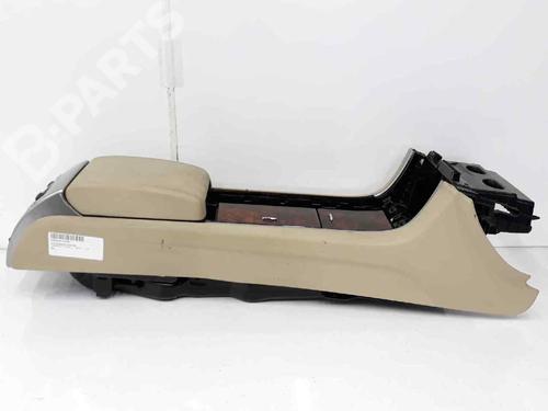 Used Armrest / Center console Armrest / Center console JAGUAR XF I (X250) 2.2 D (200 hp) 7152701 7152701