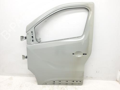 Used Left front door RENAULT TRAFIC III Bus (JG_) [2014-2025]  21003680