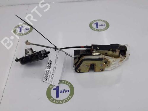 Used Front right lock MITSUBISHI PAJERO III (V7_W, V6_W) 3.2 Di-D (V68W, V78W) (165 hp) 4670688