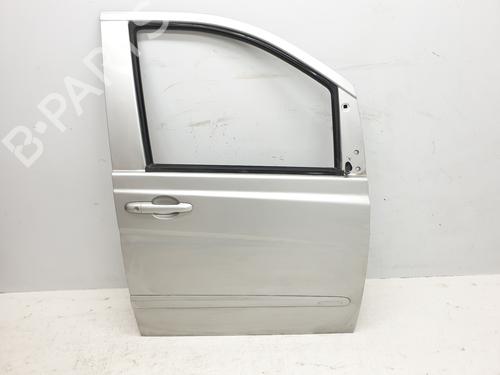 Used Right front door MERCEDES-BENZ VITO Bus (W639) 115 CDI (639.701, 639.703, 639.705) (150 hp) 28278803