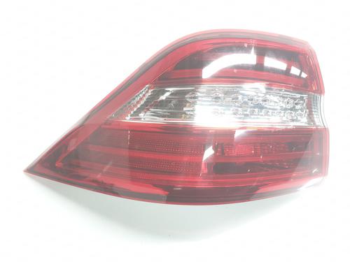 Venstre baglygte MERCEDES-BENZ M-CLASS (W166) ML 350 BlueTEC 4-matic (166.024, 166.023) (258 hp) 33029279