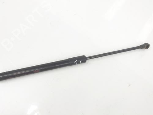 Used Tailgate lift support TOYOTA YARIS (_P13_) 1.5 Hybrid (NHP130_, NHP130) (101 hp) 19119490
