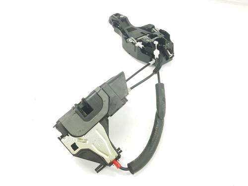Front left lock LAND ROVER DISCOVERY SPORT (L550) 2.0 D 4x4 | BP11864392C98 