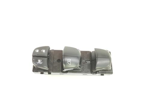 Used Left front window switch NISSAN PULSAR Hatchback (C13) 1.2 DIG-T (115 hp) 9645279