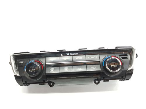 AC Styreenhet / Manøvreringsenhet KIA OPTIMA (JF) 1.7 CRDi (141 hp) 21072987