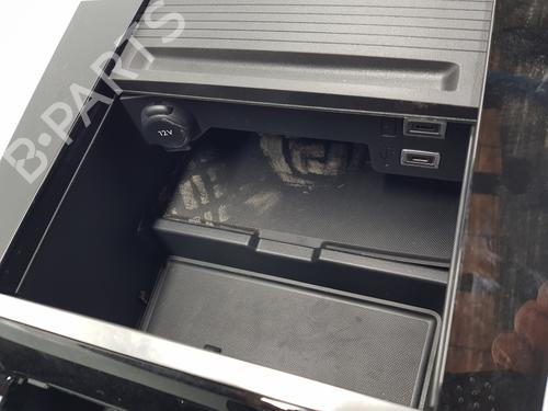 Armrest / Center console OPEL ASTRA L Sports Tourer (OV5) 1.2 (FRHNPJ) | BP31096274I20