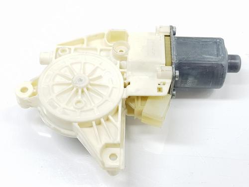 Right rear window motor MERCEDES-BENZ C-CLASS (W204) C 200 CDI (204.007, 204.006) | BP18341078E22 
