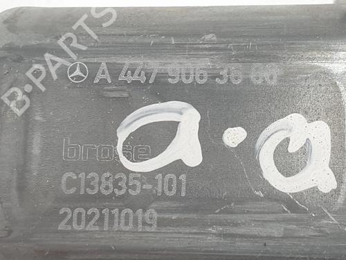 Right front window motor MERCEDES-BENZ VITO Van (W447) 110 CDI (447.601, 447.603, 447.605) | BP28357354E20 