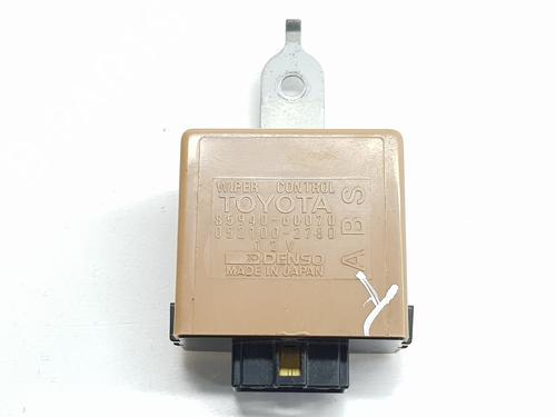 Used Electronic module TOYOTA LAND CRUISER 90 (_J9_) 3.0 TD (KZJ90_, KZJ95_, KZJ90R, KZJ95R, KZJ90W, KZJ95W) (125 hp) 31854588