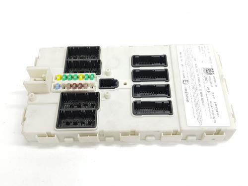 Used Fuse box Fuse box 36815297 36815297