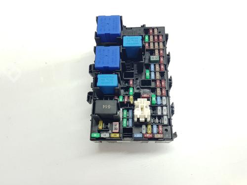 Fuse box DACIA DUSTER (PYM_, PYN_) 1.2 TCe 130 | BP36678681E1 - Image 3