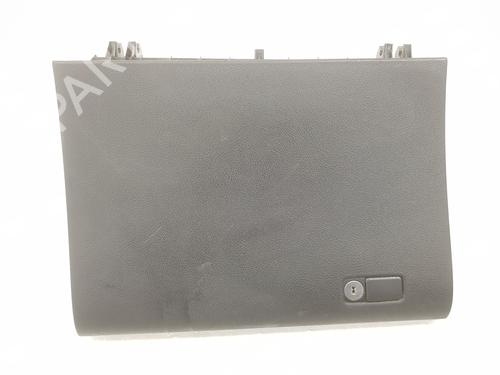 Used Glove box TOYOTA HILUX VIII Pickup (_N1_) 2.4 D (GUN112_, GUN122_, GUN135_, GUN120_, GUN135R,... (150 hp) 12575354