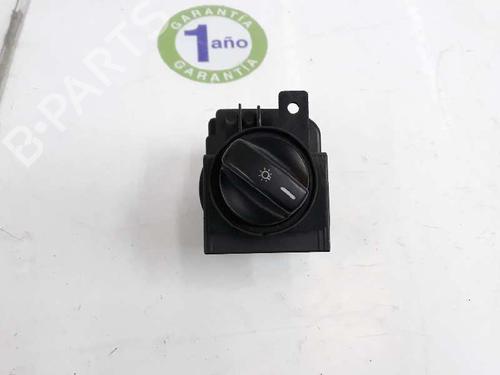 Used Headlight switch MERCEDES-BENZ A-CLASS (W169) A 180 CDI (169.007, 169.307) (109 hp) 3386890
