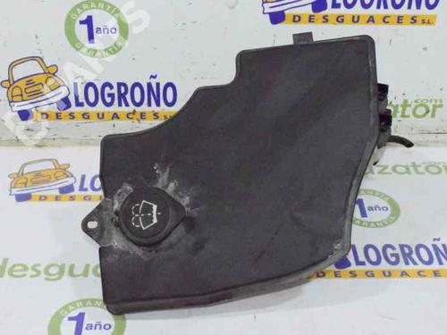 Used Windscreen washer tank Windscreen washer tank BMW X3 (E83) 2.0 d (150 hp) 7420472 7420472