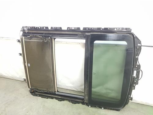 Sunroof BMW X1 (E84) sDrive 20 d 4448630 | B-Parts